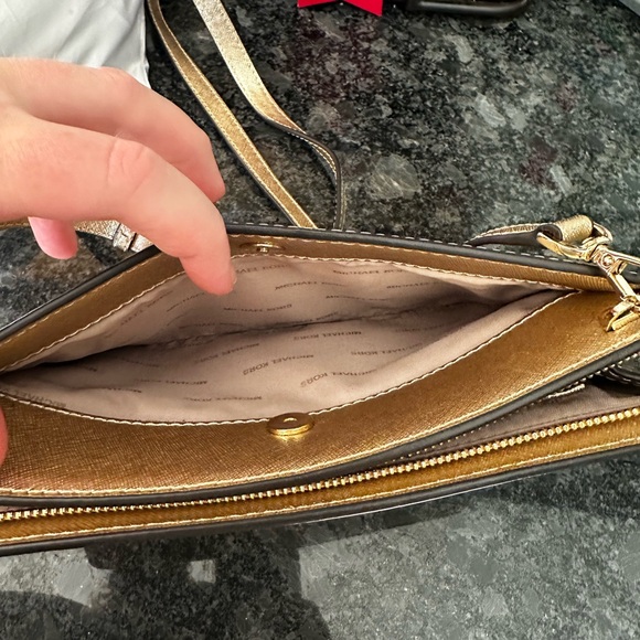 Michael Kors Metallic Gold Crossbody Bag - Picture 3 of 5